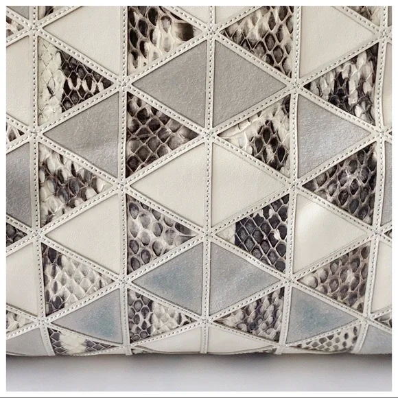 SALVATORE FERRAGAMO Sofia Handbag - Picture 8 of 15